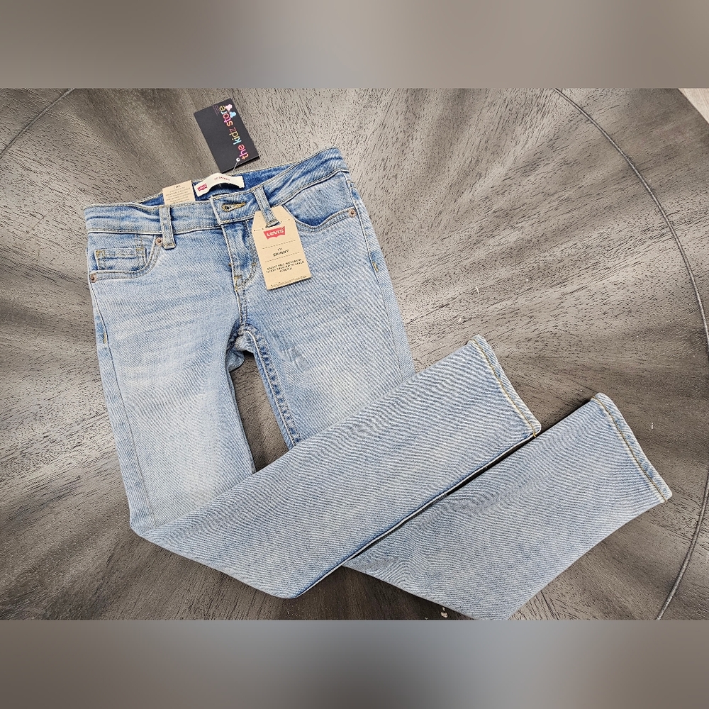 NWT LEVI'S 711 SKINNY JEANS